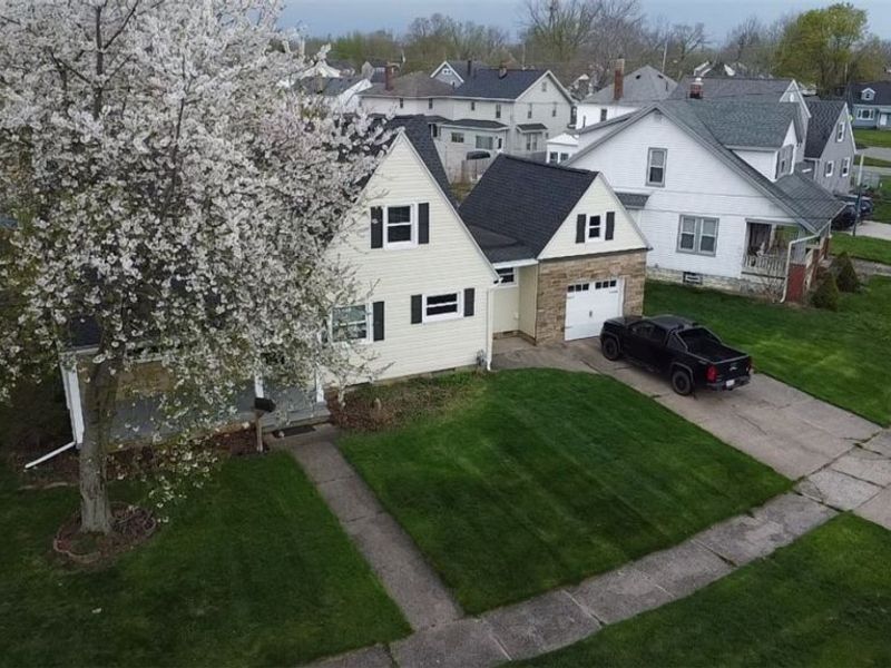 300 Concord Drive, Lorain, OH 44052 Photo 31