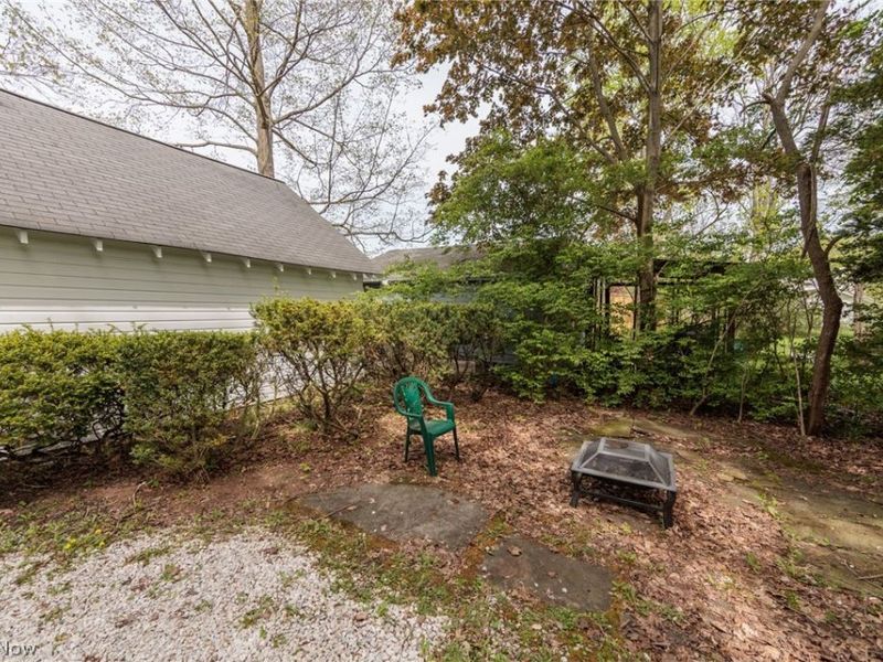 142 E Bridge Street , Berea, OH 44017 Photo 44