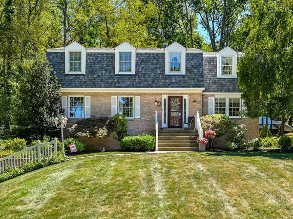 5160 S Carterton Drive, Gibsonia, PA 15044