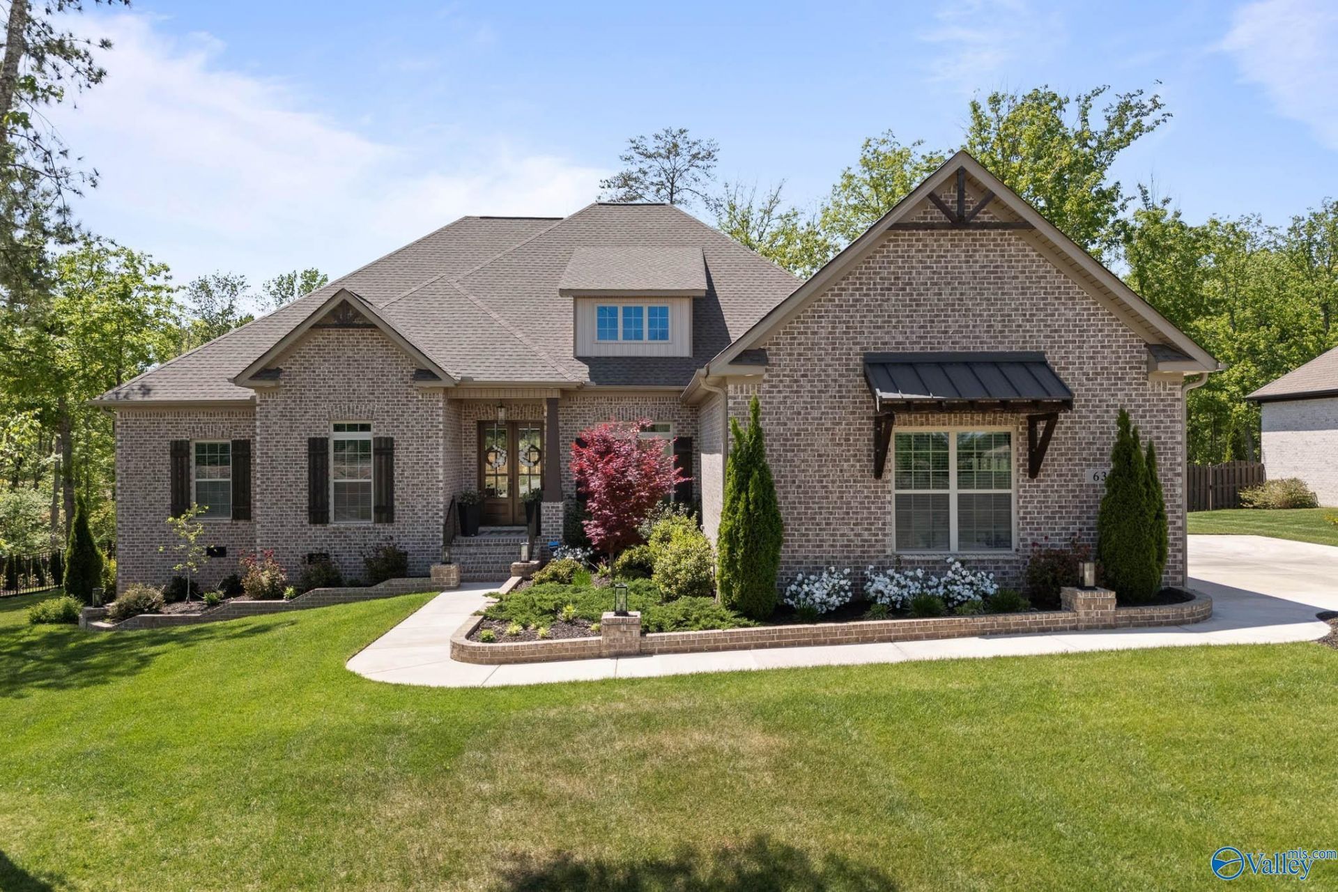 63 Natures Ridge Way Se, Huntsville, AL 35803 Main Photo