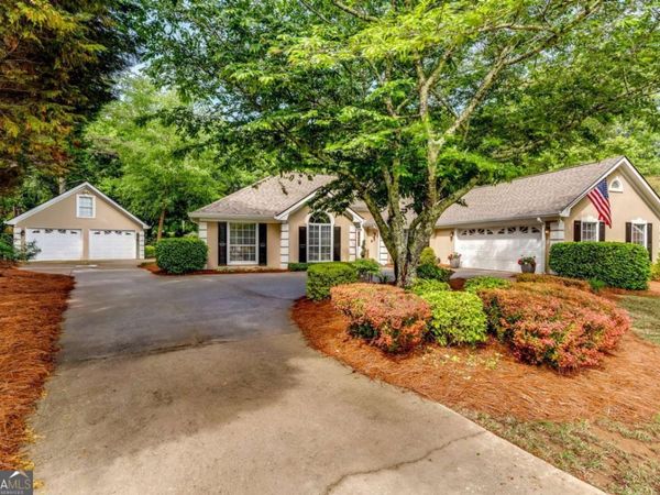505 Cambridge Circle, Jonesboro, GA 30236