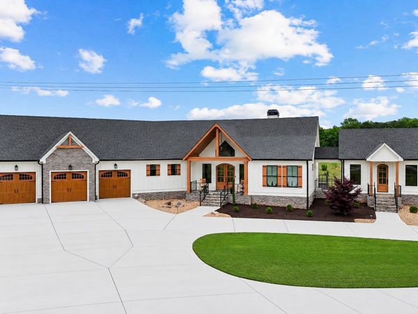 435 Tom Witcher Road, Newnan, GA 30263