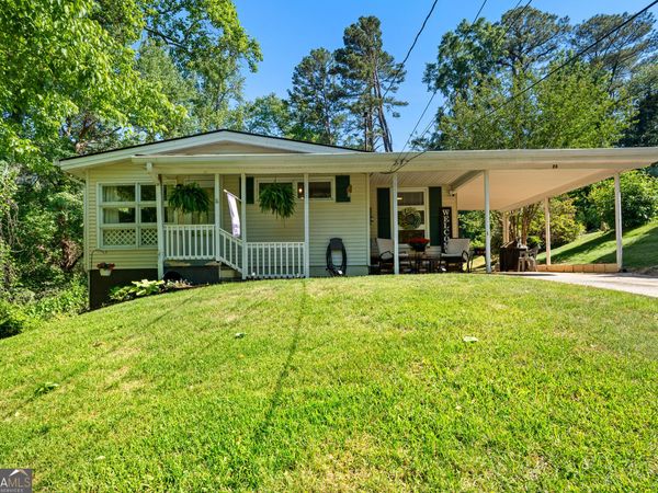 23 Willow Drive, Newnan, GA 30263