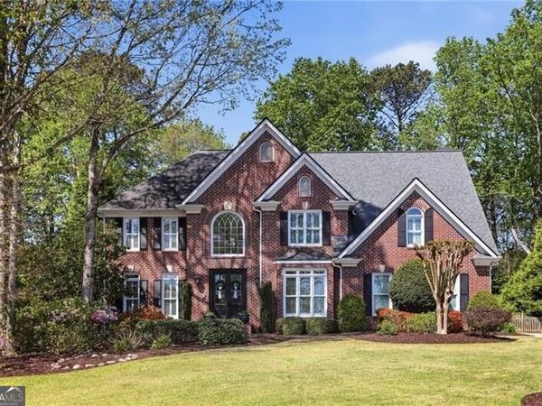 4662 Gilhams Road NE, Roswell, GA 30075