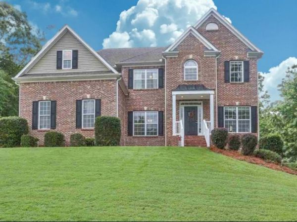 381 Rosebay Lane, Sharpsburg, GA 30277