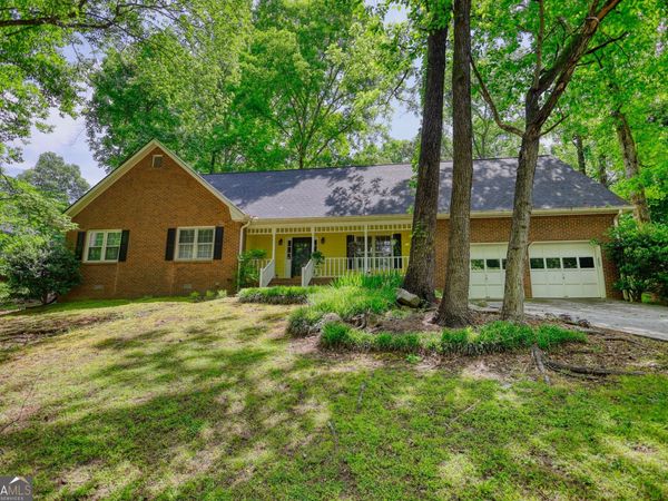 2678 Sherman Oaks Drive, Snellville, GA 30039