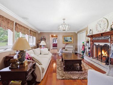 10949 & 10951 E Laurel Road, London, KY 40741