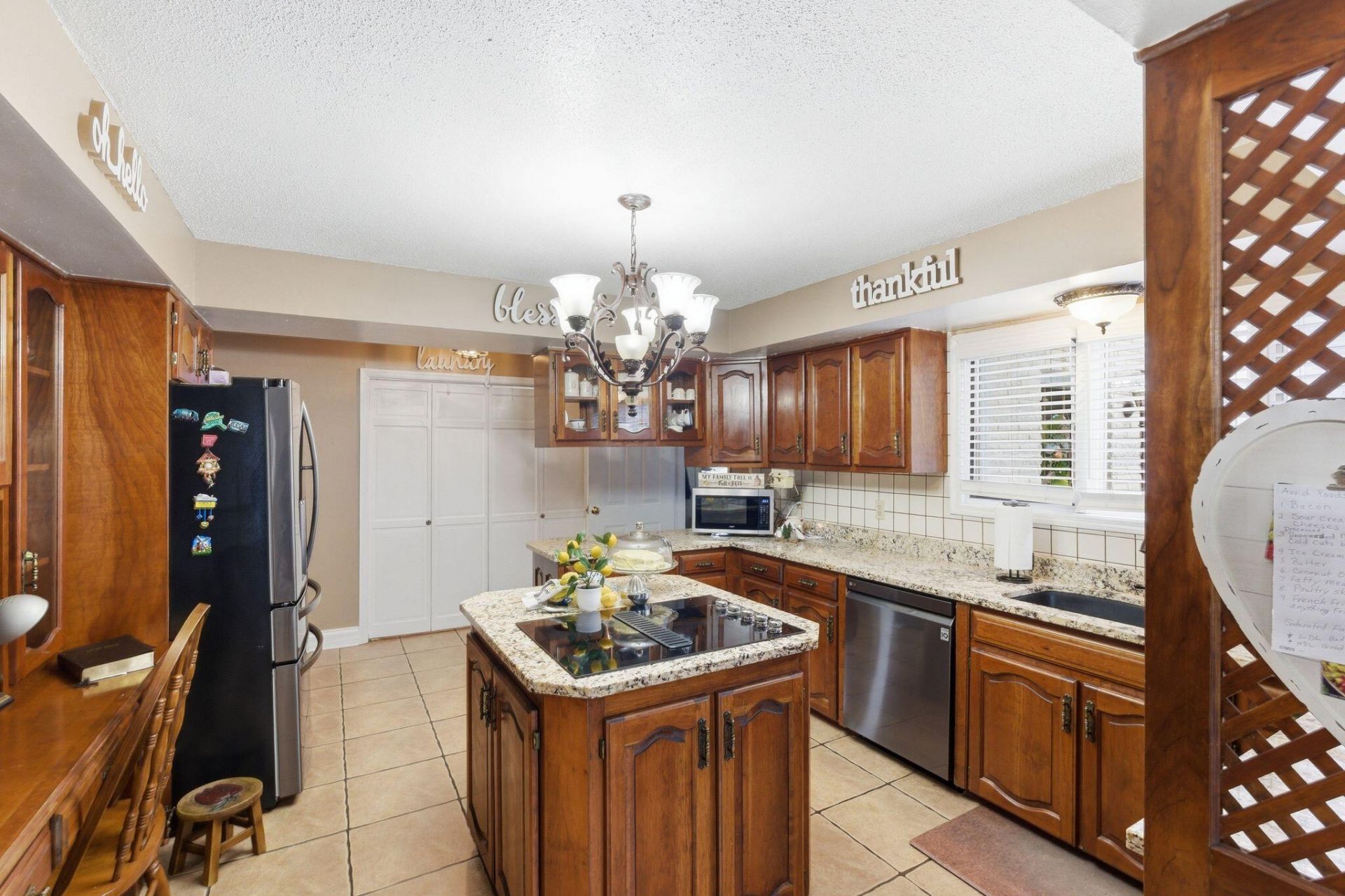 10949 & 10951 E Laurel Road, London, KY 40741 Main Photo