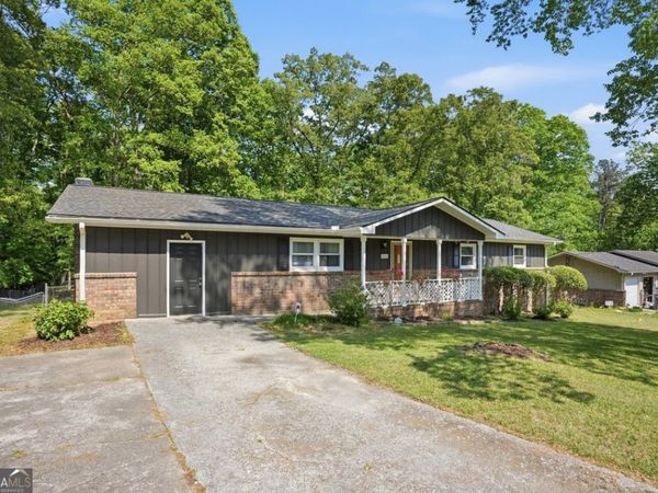 2934 Bicentennial Drive, Stone Mountain, GA 30087