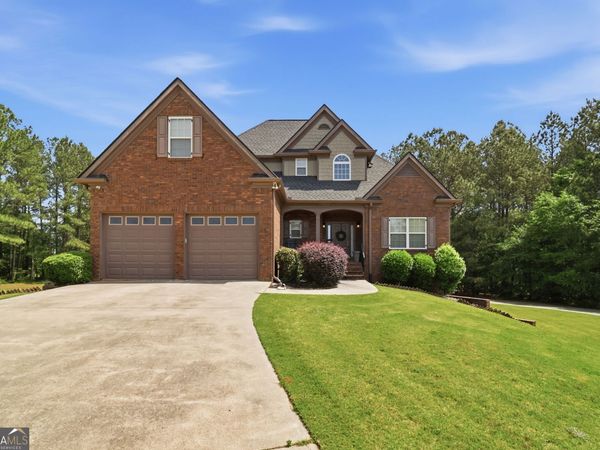 55 Applewood Lane, Taylorsville, GA 30178
