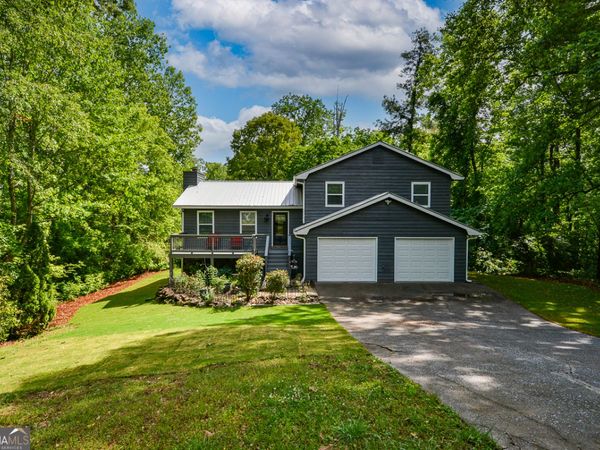 810 Hampton Court, Woodstock, GA 30188