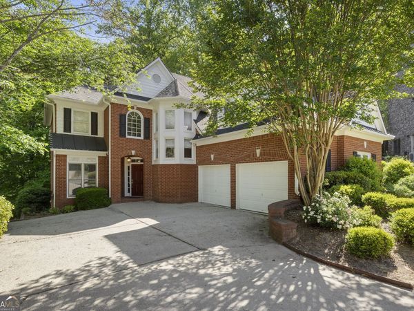 5052 Vinings Estates Court SE, Mableton, GA 30126