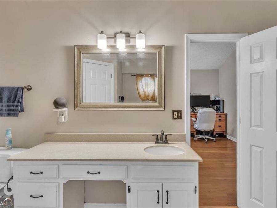 Property Image 63