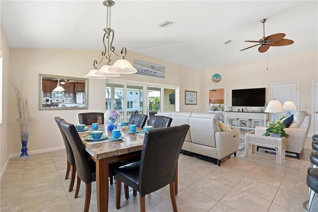 222 Flamingo St , Fort Myers Beach, FL 33931 Photo