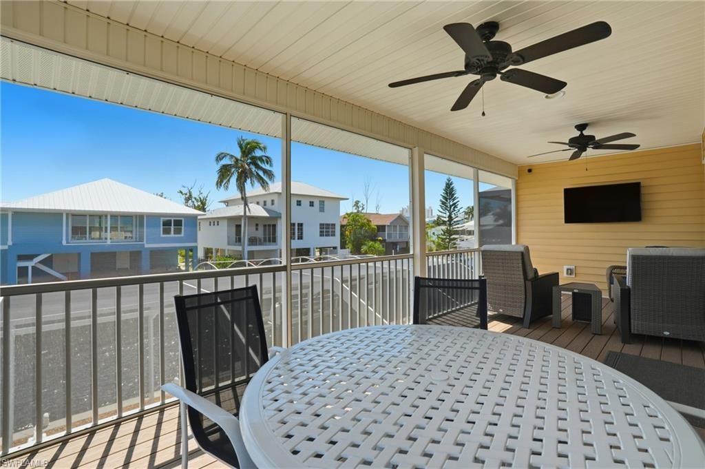 222 Flamingo St , Fort Myers Beach, FL 33931 Photo