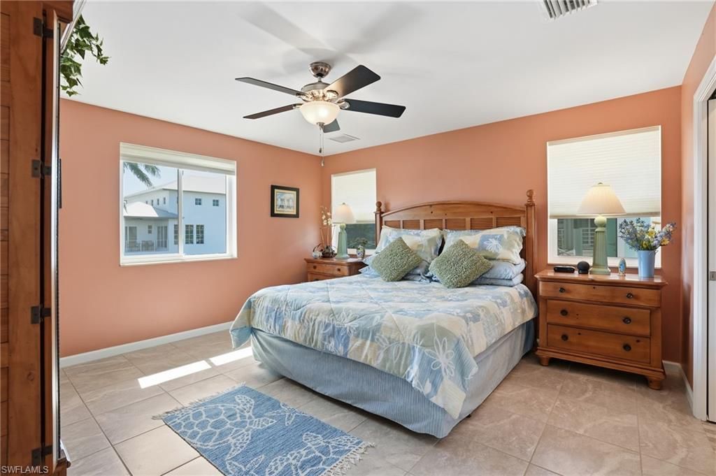 222 Flamingo St , Fort Myers Beach, FL 33931 Photo