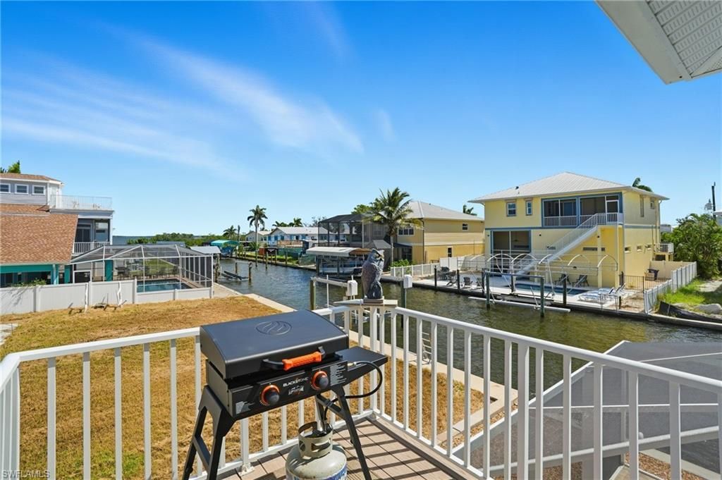 222 Flamingo St , Fort Myers Beach, FL 33931 Photo