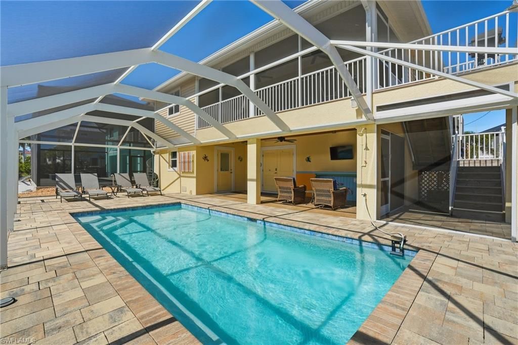 222 Flamingo St , Fort Myers Beach, FL 33931 Photo