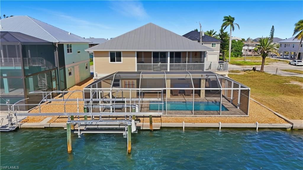 222 Flamingo St , Fort Myers Beach, FL 33931 Photo