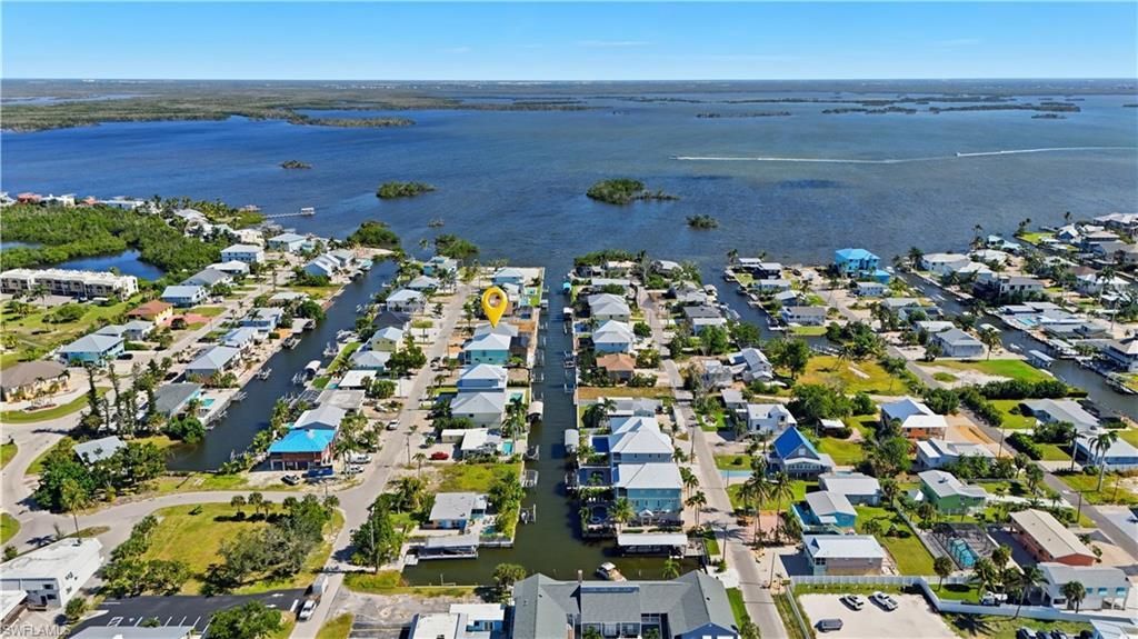 222 Flamingo St , Fort Myers Beach, FL 33931 Photo