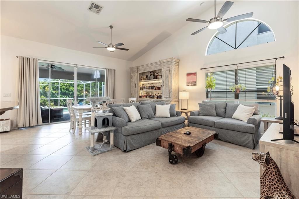 6769 Berwick Pl, Naples, FL 34104 Photo