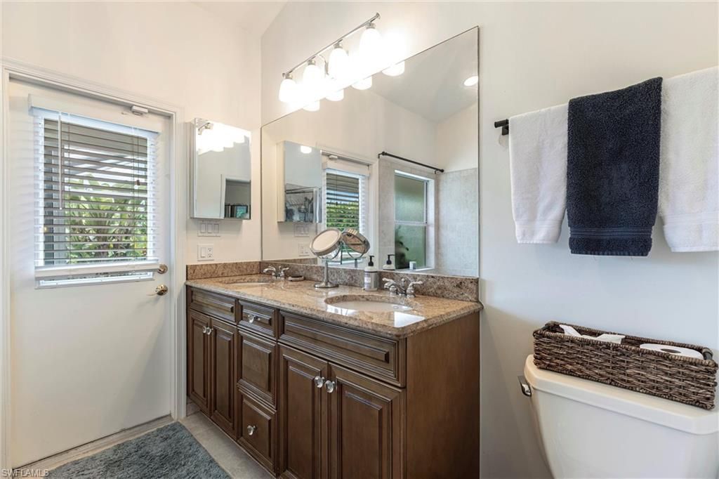 6769 Berwick Pl, Naples, FL 34104 Photo