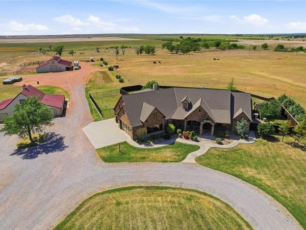 22334 N County Road 1940 , Mangum, OK 73554