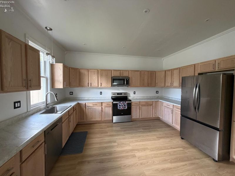 324 N Sandusky Street, Tiffin, OH 44883 Photo 8