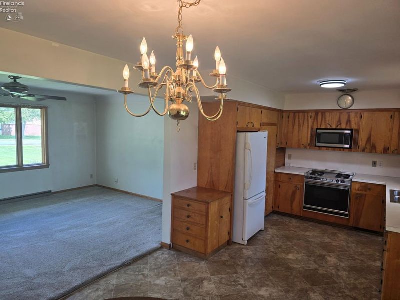 1212 E Perkins Avenue, Sandusky, OH 44870 Photo 12