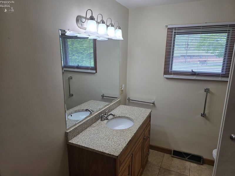 1212 E Perkins Avenue, Sandusky, OH 44870 Photo 19