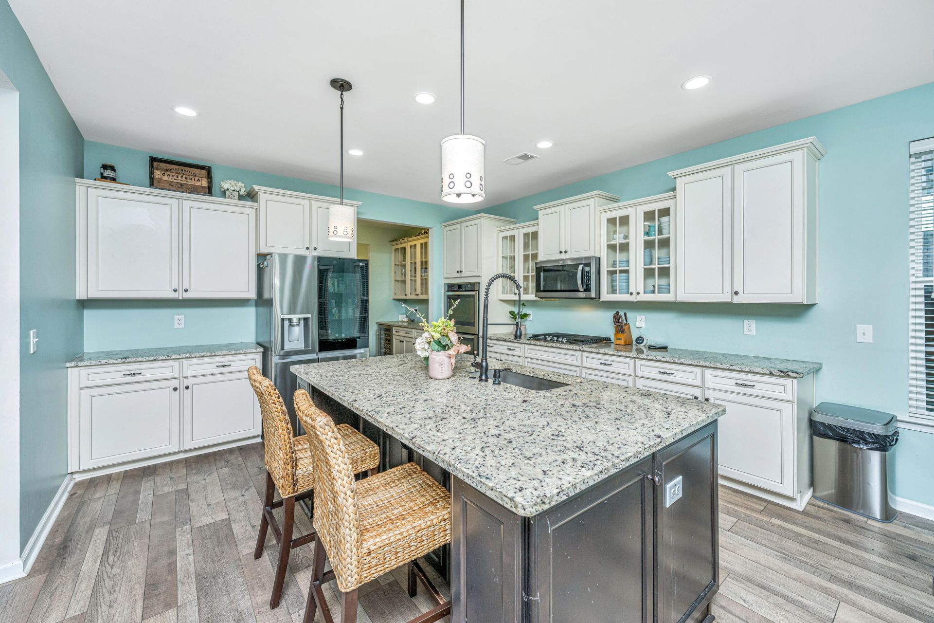 417 Stonefield Circle Photo 18