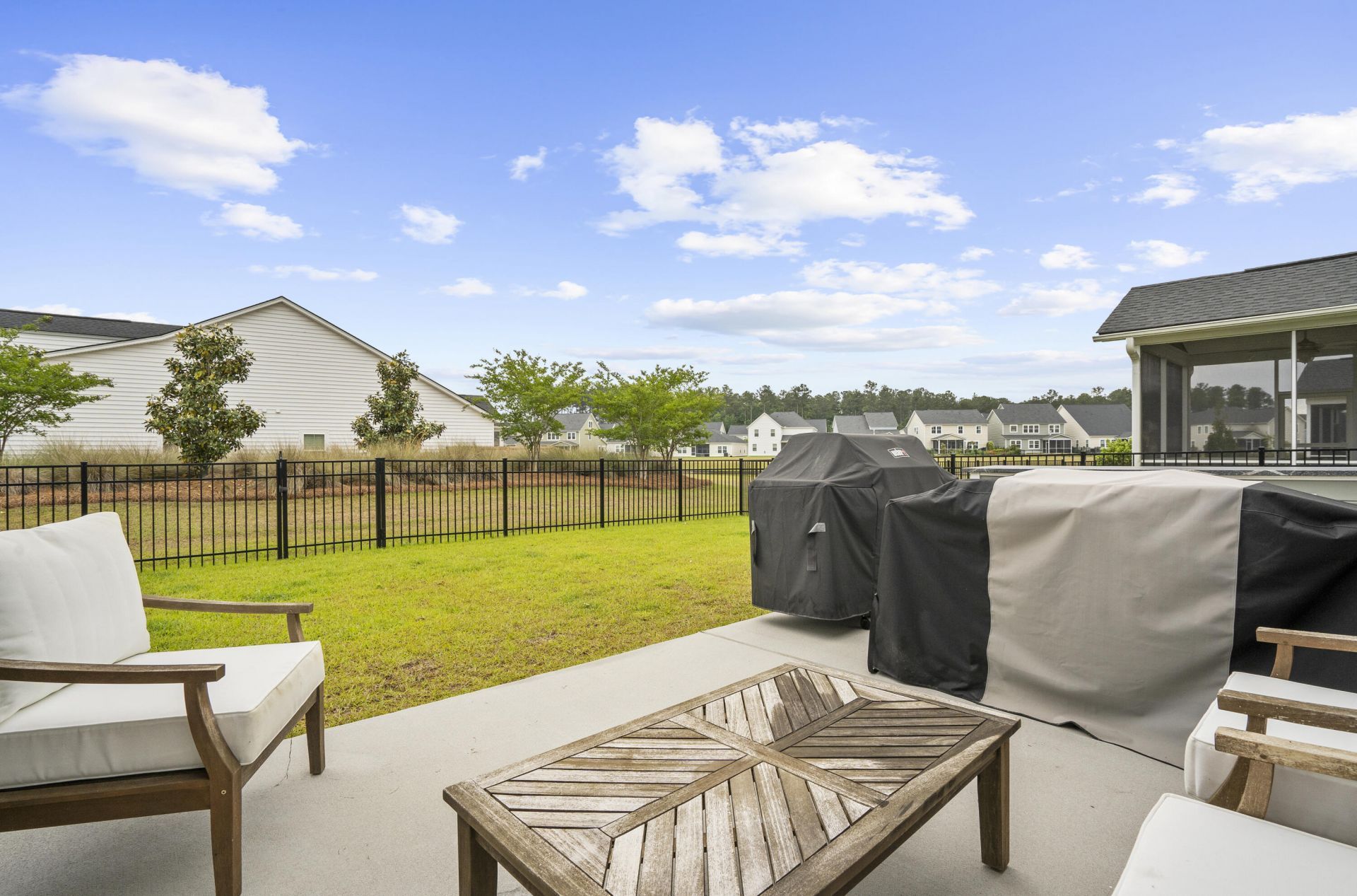 602 Macintyre Circle Photo 31