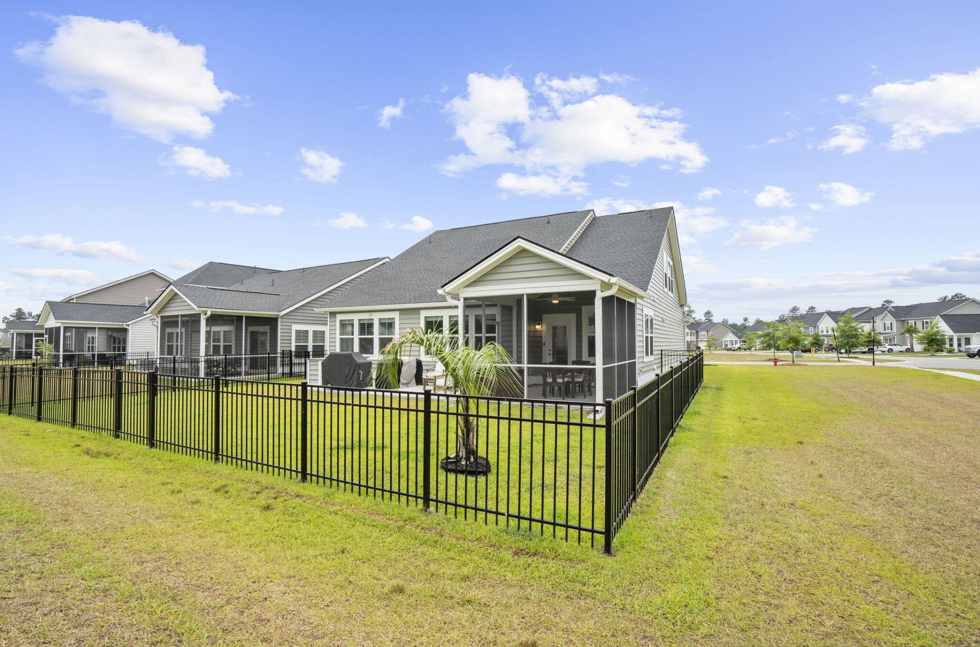 602 Macintyre Circle Photo 34