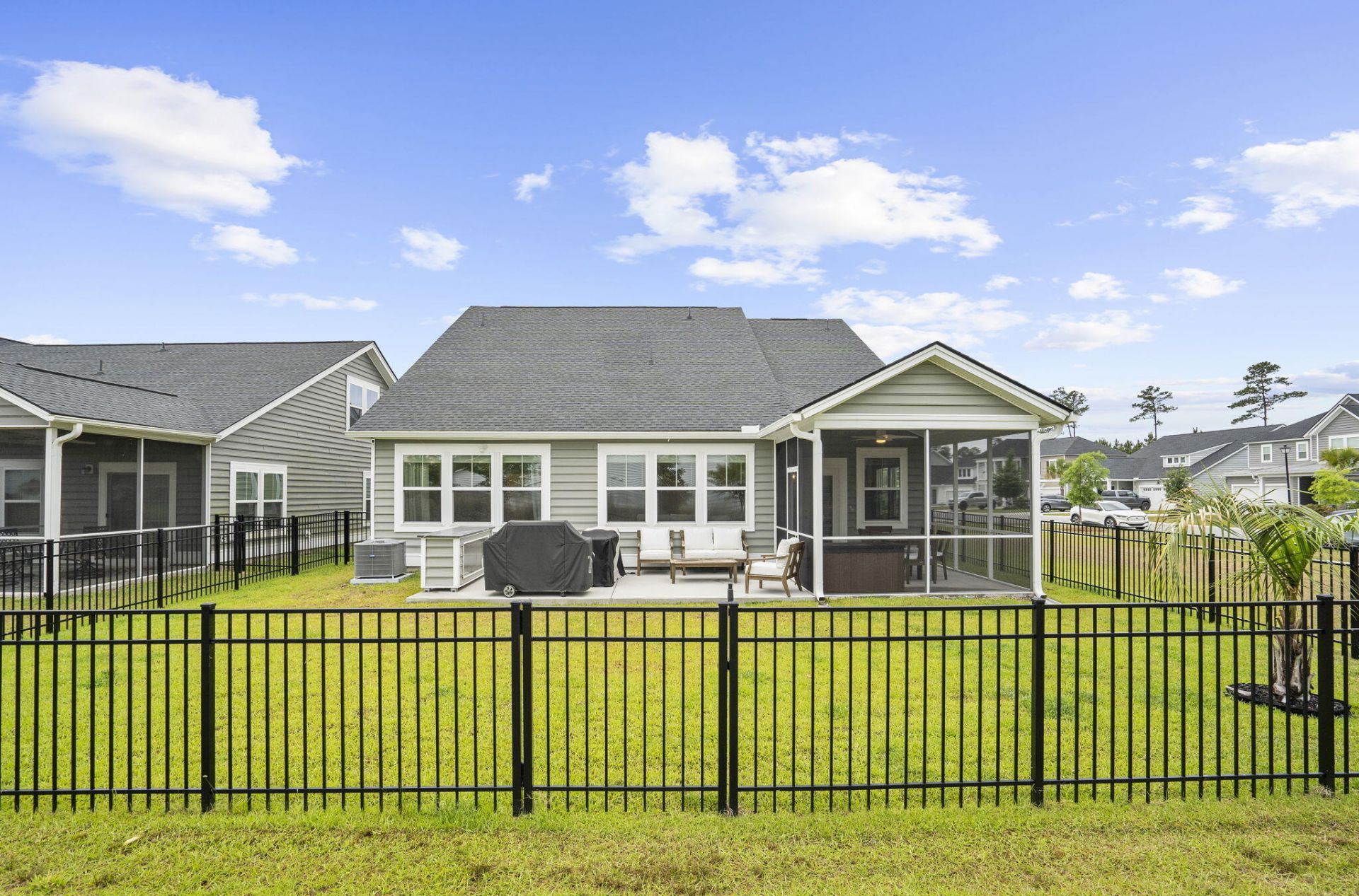 602 Macintyre Circle Photo 5