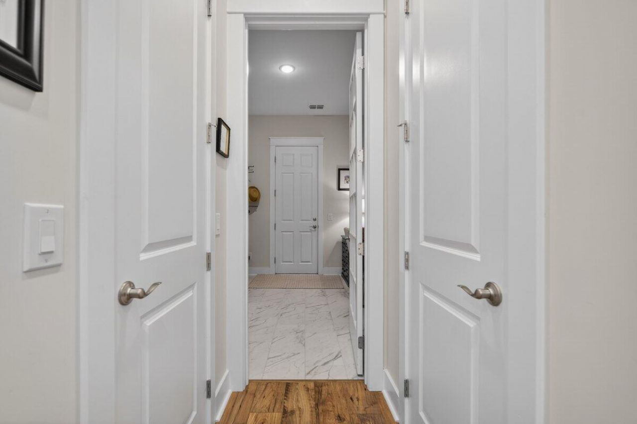 581 Marsh Cove Circle Photo 34