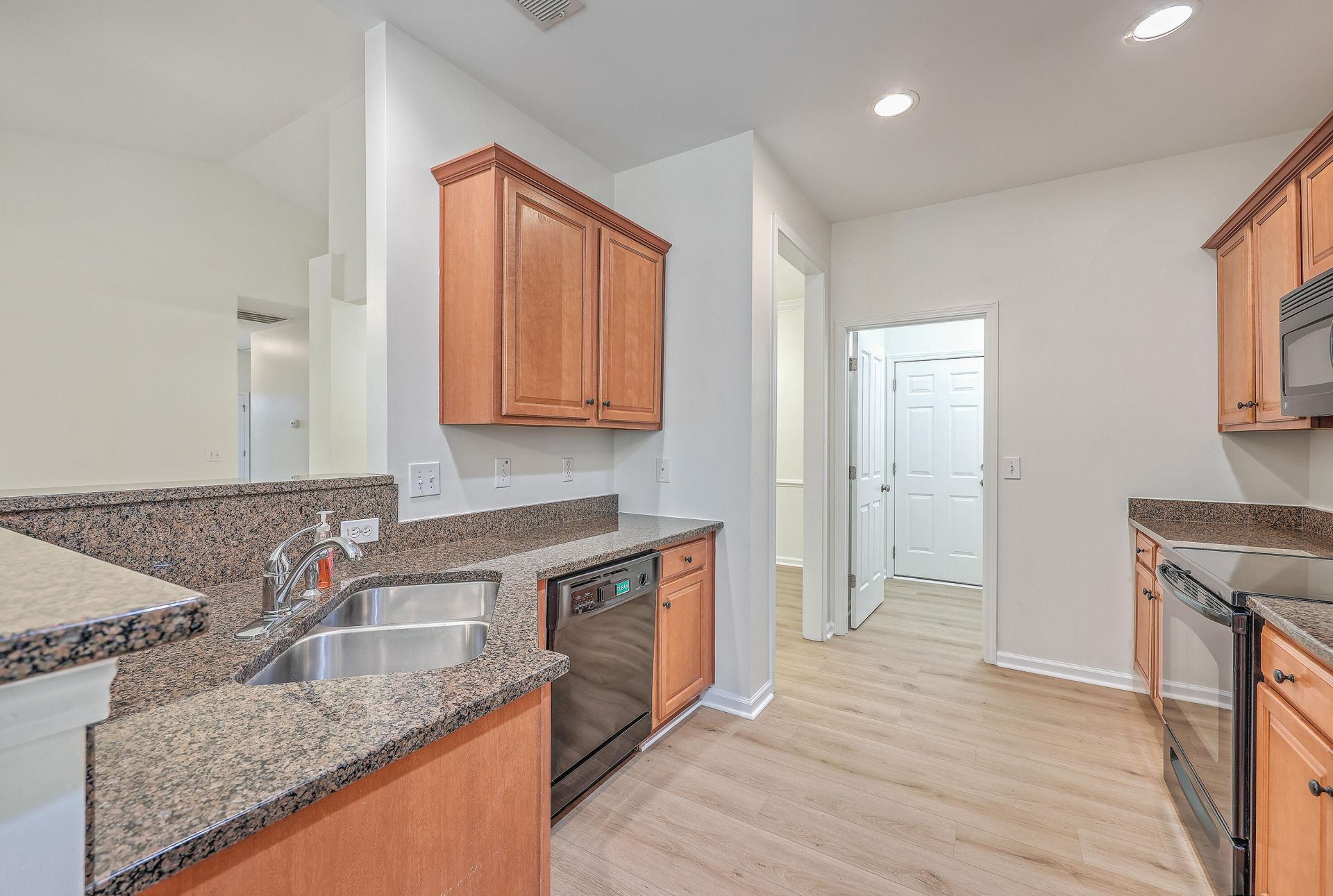 8518 Sentry Circle Photo 13