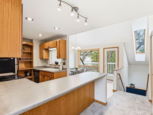 3062 Lake Shore Drive, Minneapolis, MN 55416