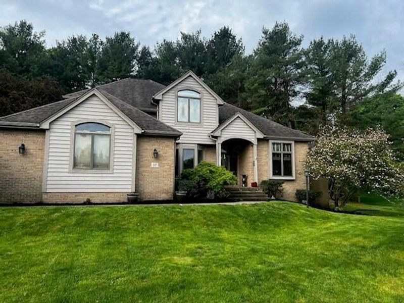 117 Glyn Tawel Drive , Granville, OH 43023 Photo 1