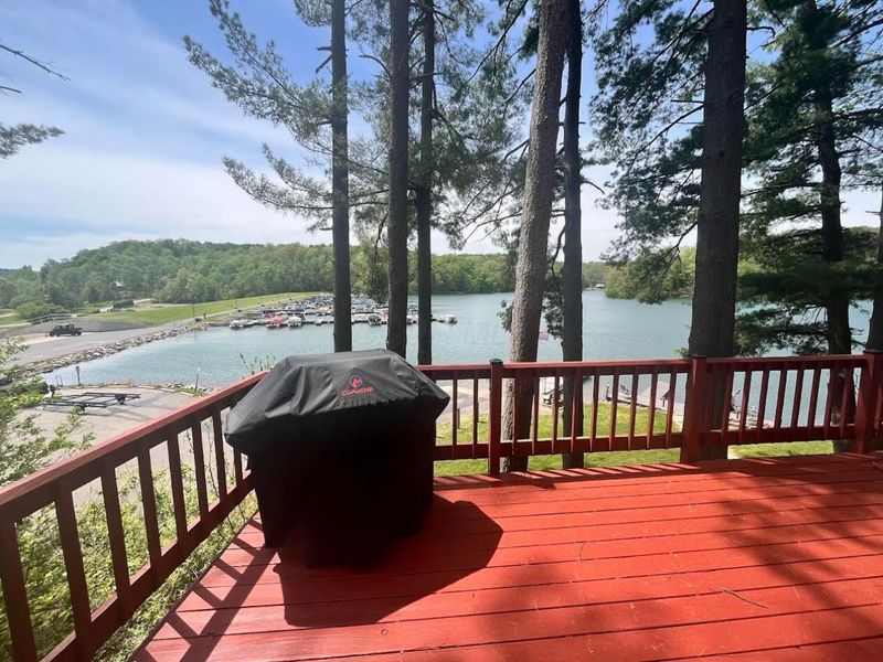 714 Natchez Lane, Hideaway Hills, OH 43107 Photo 5