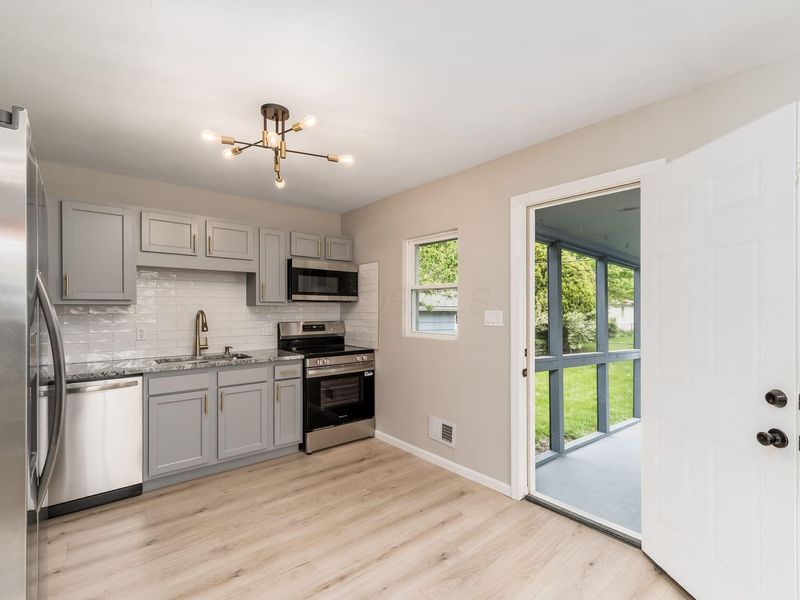 2906 Ashby Road , Columbus, OH 43209 Photo 16