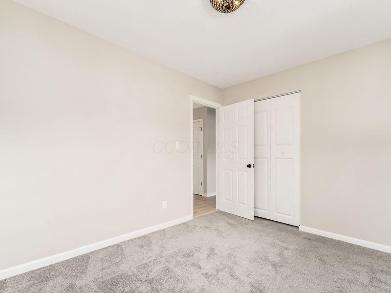 2906 Ashby Road , Columbus, OH 43209 Photo 22