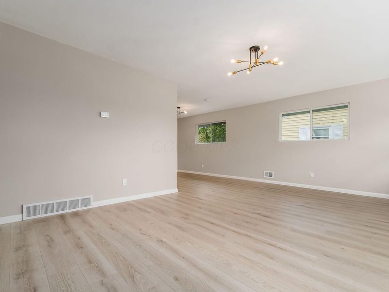 2906 Ashby Road , Columbus, OH 43209 Photo 7
