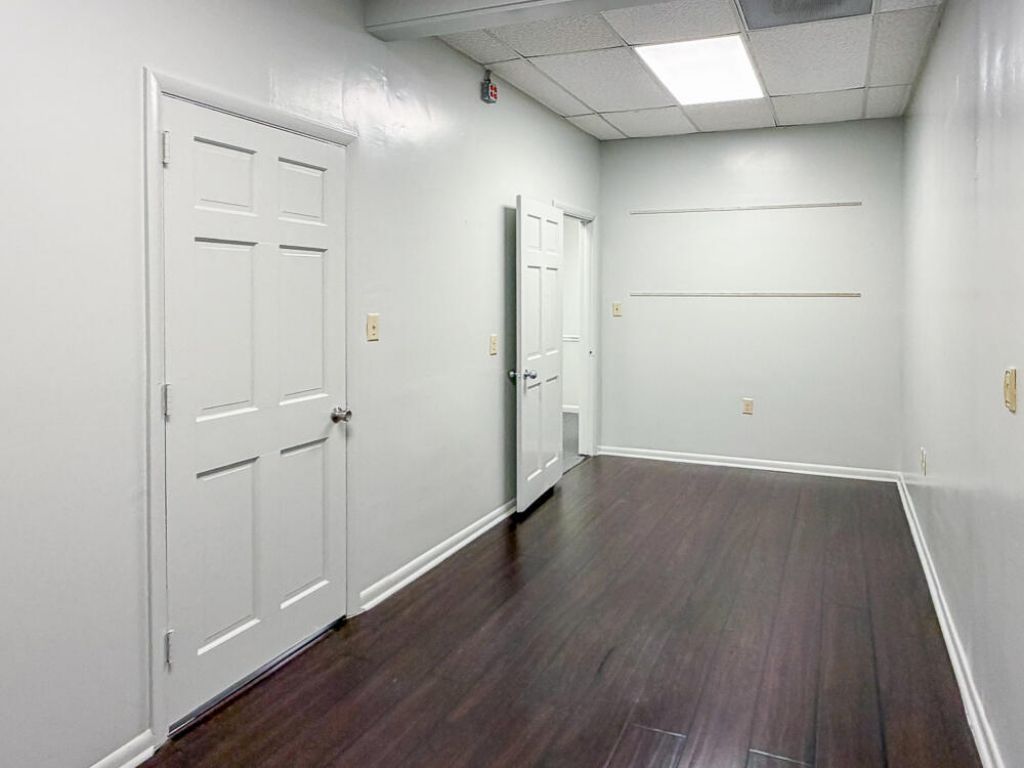 44 Markfield Drive  Photo 23