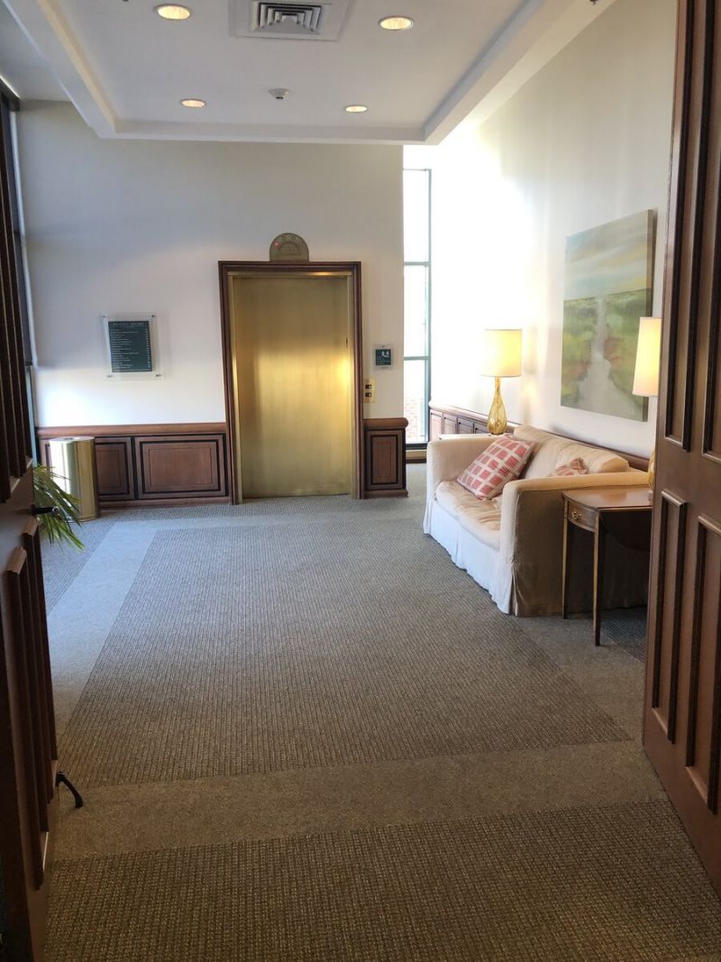 211 King Street  Photo 5