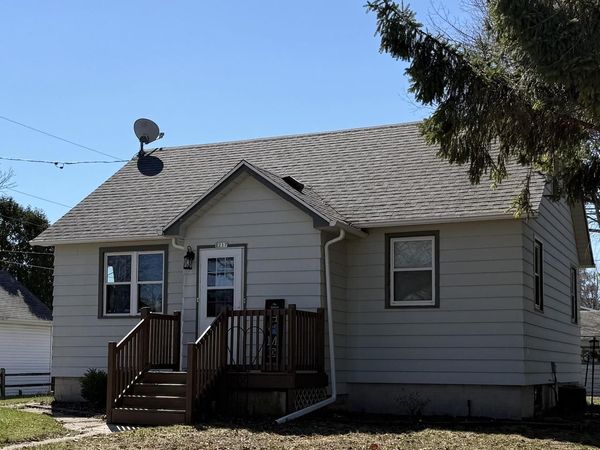 1217 MacArthur AVENUE, Sheboygan, WI 53083