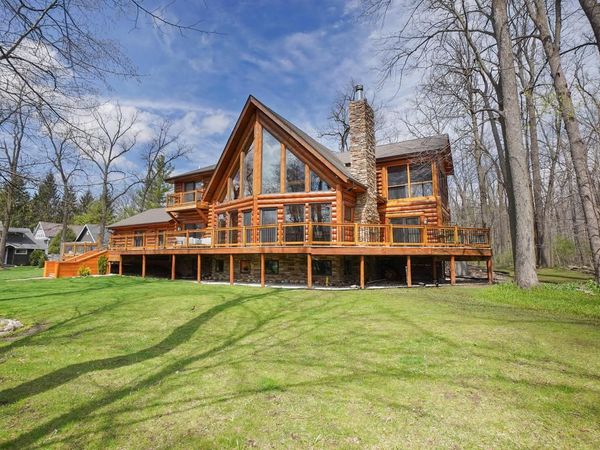 34025 Venice Park ROAD, Delafield, WI 53018