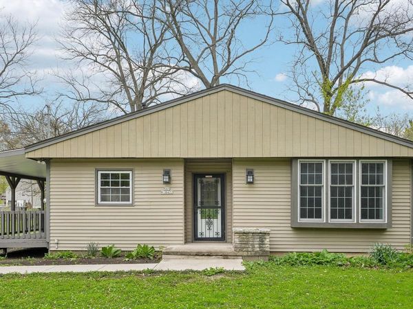 S65W18422 Ruby DRIVE, Muskego, WI 53150