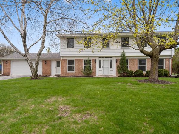 9445 Fairway DRIVE, Bayside, WI 53217