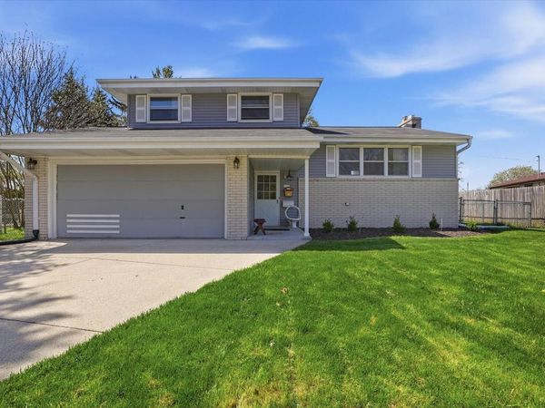 6009 Oriole LANE, Greendale, WI 53129