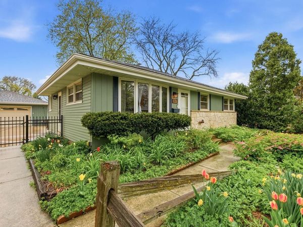 2817 103rd STREET, West Allis, WI 53227